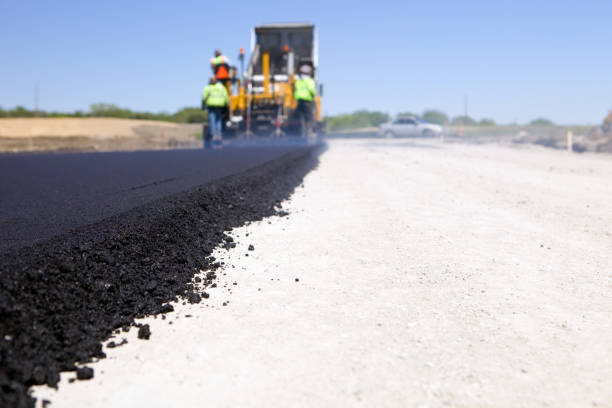 Best Driveway Paving Contractor  in Covelo, CA